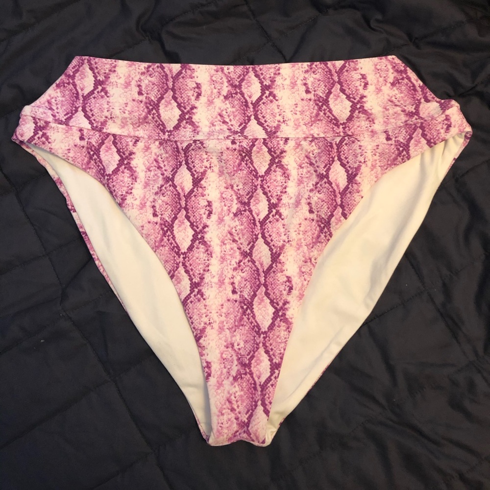 F21+ high waisted snake print bikini bottoms NWT